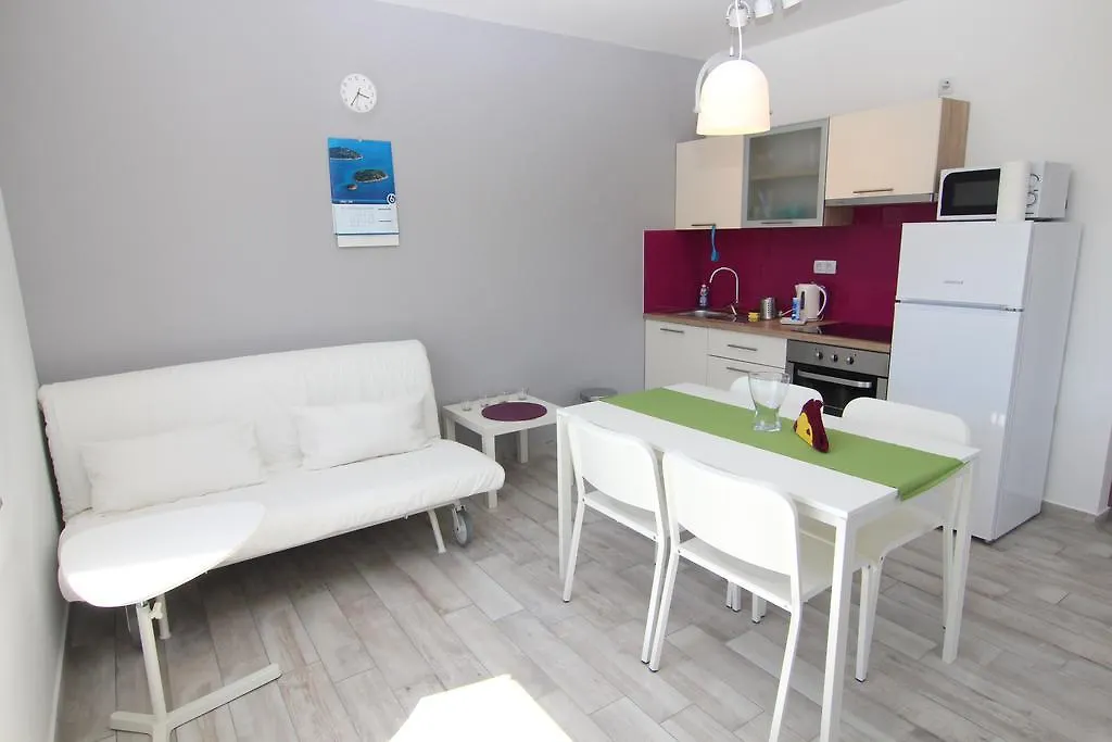 Apartment Villa Franci Pag Town