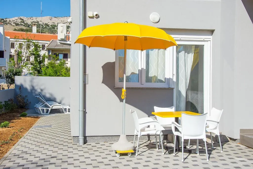 Apartment Villa Franci Pag Town