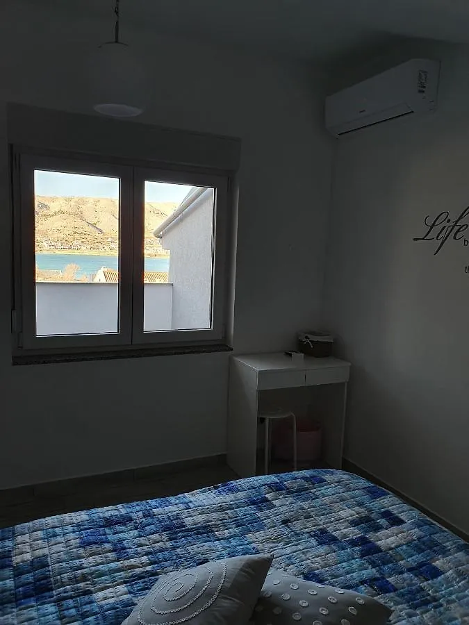Apartment Villa Franci Pag Town